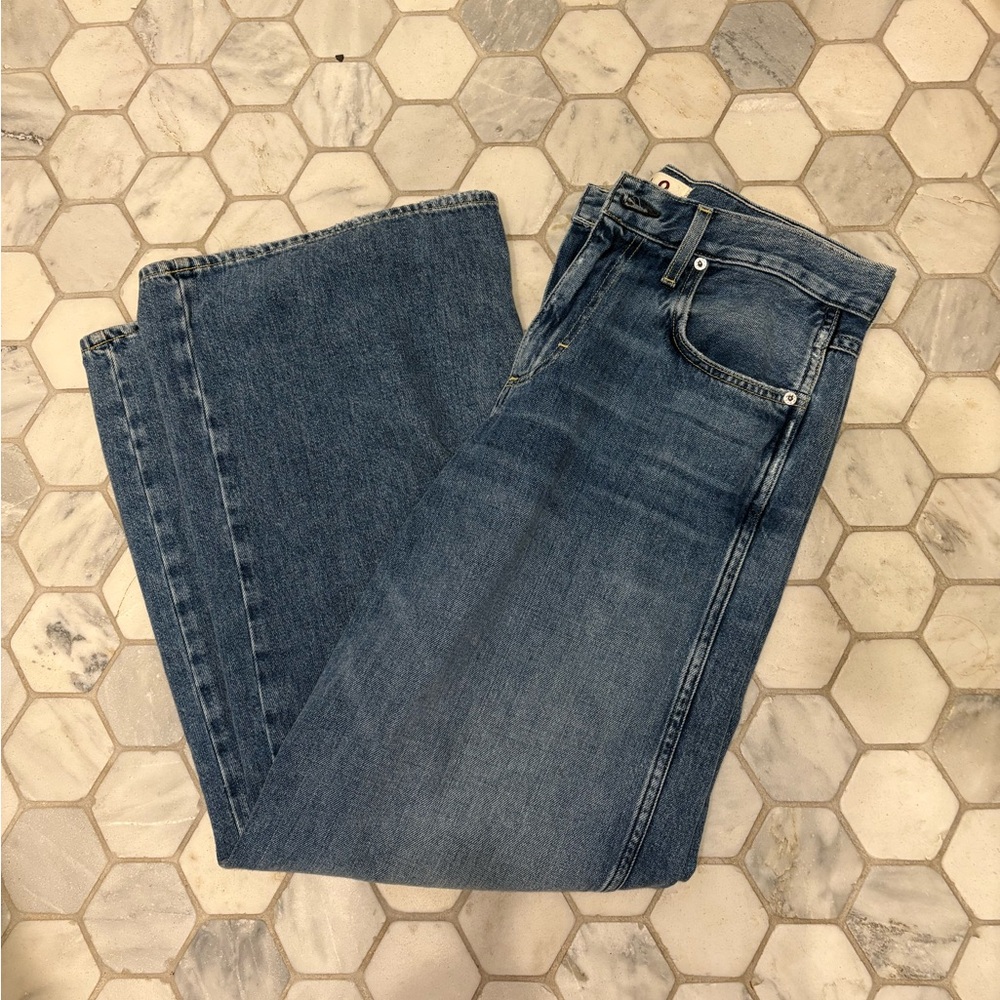 AMO Regina Wide Leg Jeans. Like new!